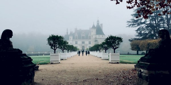 Ophorus Blog - Unforgettable Loire Valley: Must-See Châteaux, Charming Villages & Wine Tastings