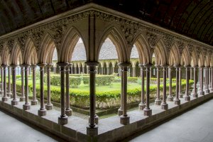 Ophorus Blog - Mont Saint Michel: A Marvel of Medieval Architecture and Spiritual Significance