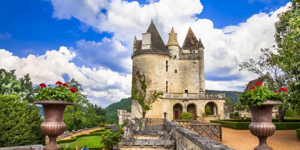 Ophorus Blog - Dordogne Castles: Top 5 Must-See Medieval Wonders
