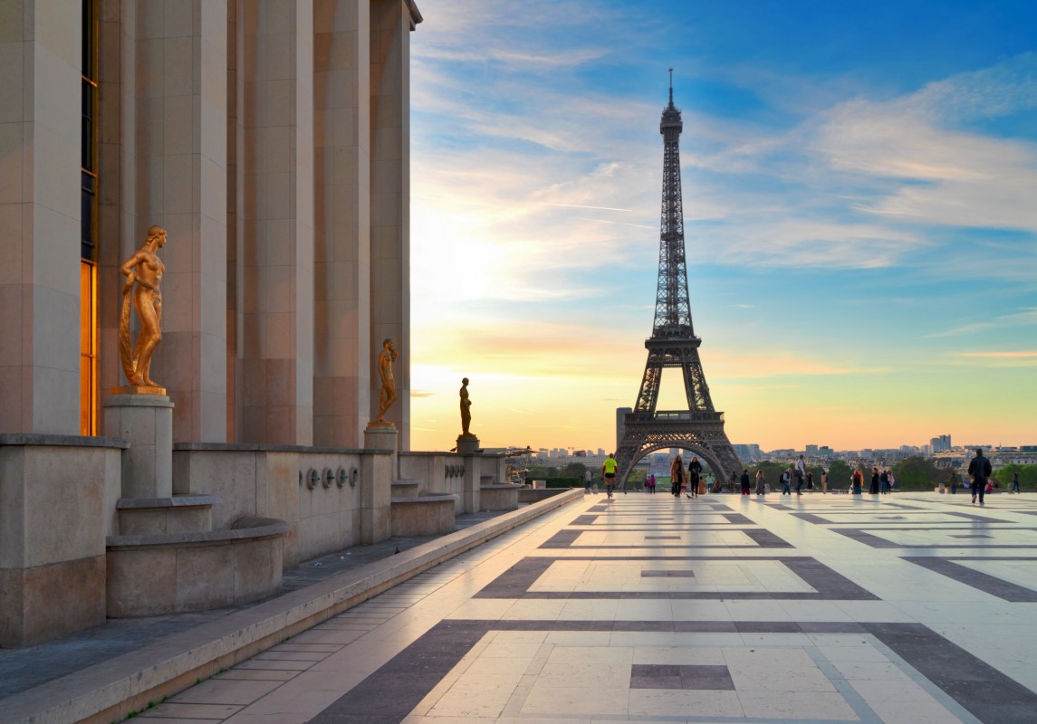 Woman who married the Eiffel Tower