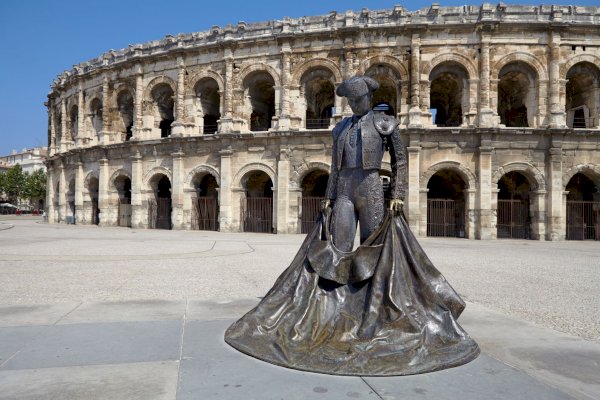 Ophorus Tours - Transfers from Arles