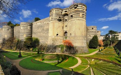 Ophorus Tours - TEXTILE TOUR OF FRANCE