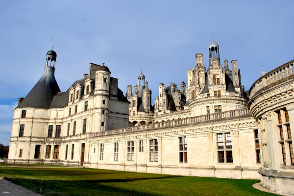 Ophorus Tours - Experience the Loire Valley Your Way: Private 4-Day Package with Tailored Experiences
