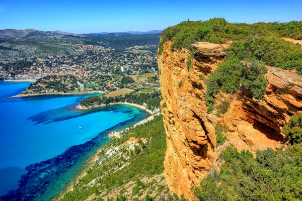 Ophorus Tours - Wine, Cuisine & Culture: Provence's Delights on a 5-Day Small Group Tour