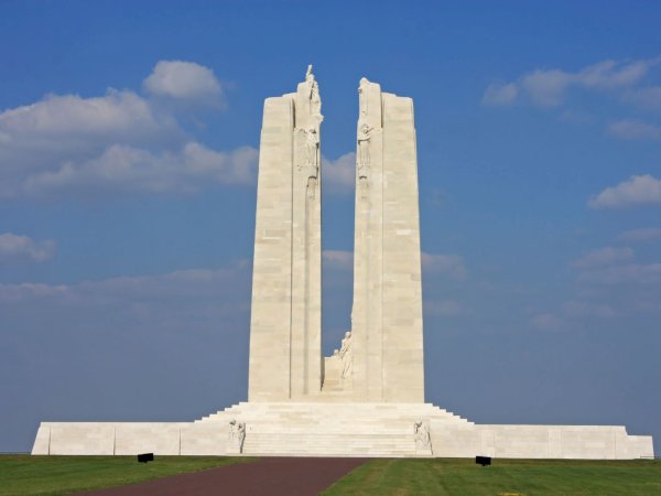 Ophorus Tours - Step Back in Time: Private Tour of Somme & Vimy Battlefields from Lille
