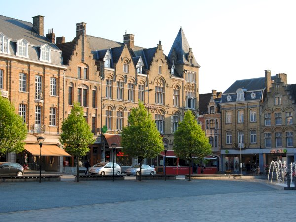 Ophorus Tours - Ypres & Beyond: Private WW1 Remembrance Tour from Lille