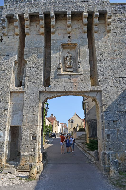 Ophorus Tours - Burgundy Villages of Auxois: A Day of History and Culture