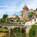 Semur‑en‑Auxois visit and free time for lunch