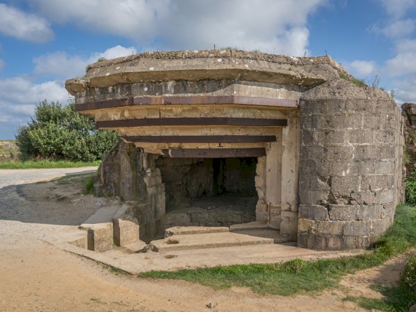 Ophorus Tours - From Bayeux to Omaha & Utah Beaches D-DAY Sights private tour for 2