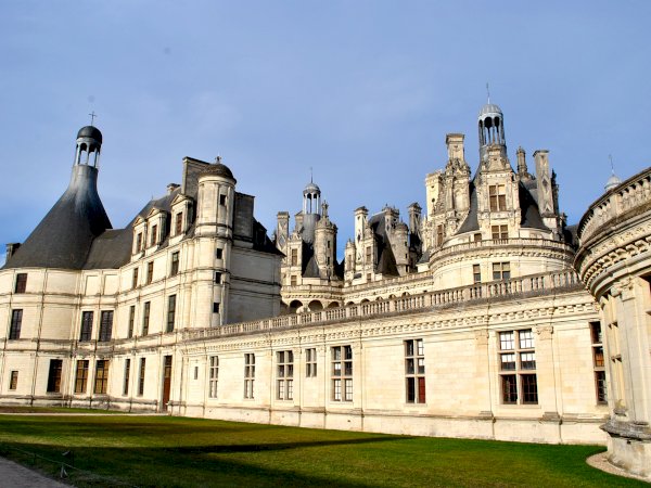 Ophorus Tours - Private Half-Day Loire Valley Castle Tour – Chambord for 2 persons