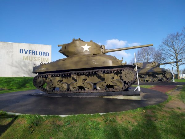 Ophorus Tours - D-Day Decoded: Museums & Mulberry Harbors Private Tour from Bayeux