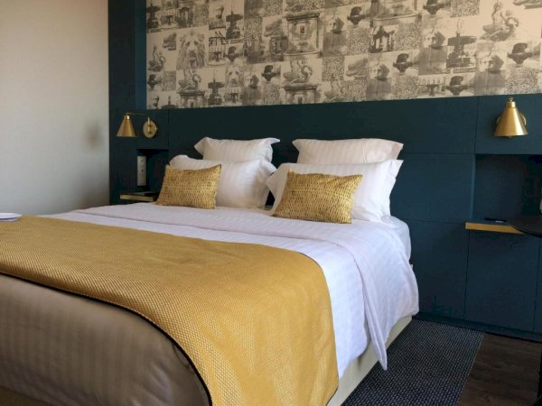 Ophorus Tours - Hotel Aquabella (or similar)