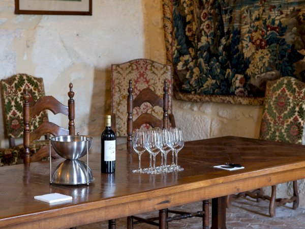 Ophorus Tours - 7-Day Private Bordeaux to San Sebastian Package - 5* Hotel