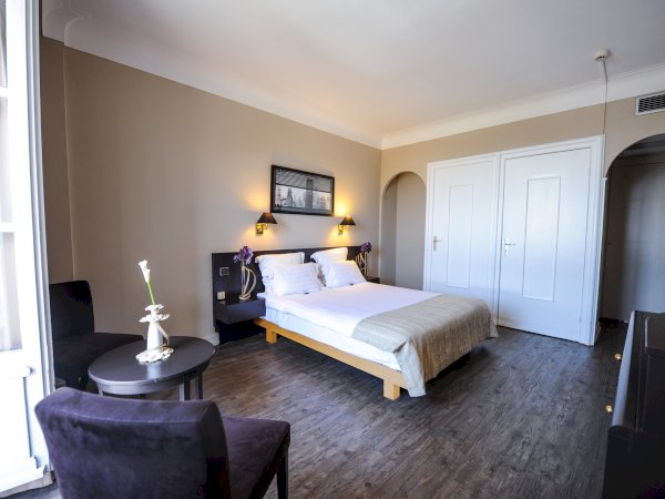 Ophorus Tours - Le Grand Hotel (Strasbourg) / Hotel des Ducs (Dijon) 