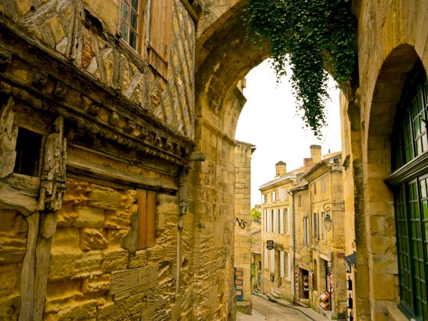 Ophorus Tours - 8-Day Small Group Bordeaux & Dordogne Package - 4* Hotel