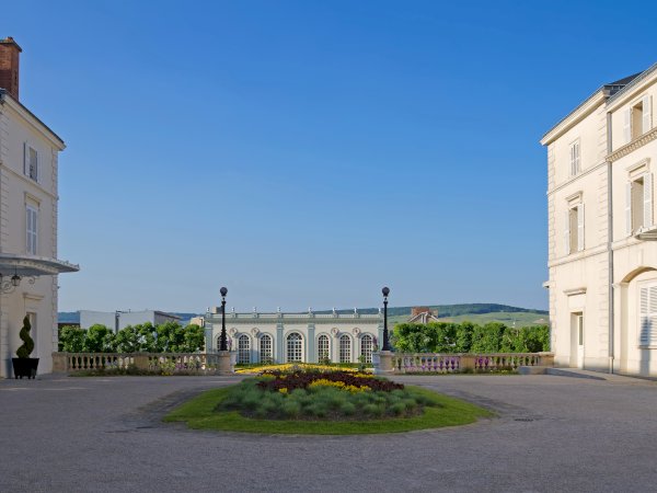 Ophorus Tours - A Private Champagne Escape from Paris: Reims, Epernay, Hautvillers & Tastings