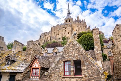 Ophorus Tours - From Bayeux to Mont Saint Michel tour for 2 persons private