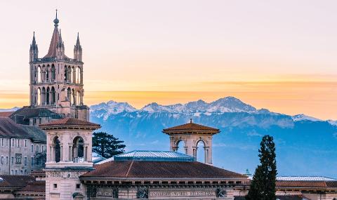 Ophorus Tours - From Colmar to Lausanne Private Transfer