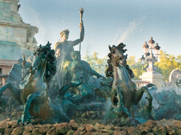 Ophorus Tours - From Pauillac Cruise Port to Visit Bordeaux Private Shore Excursion 