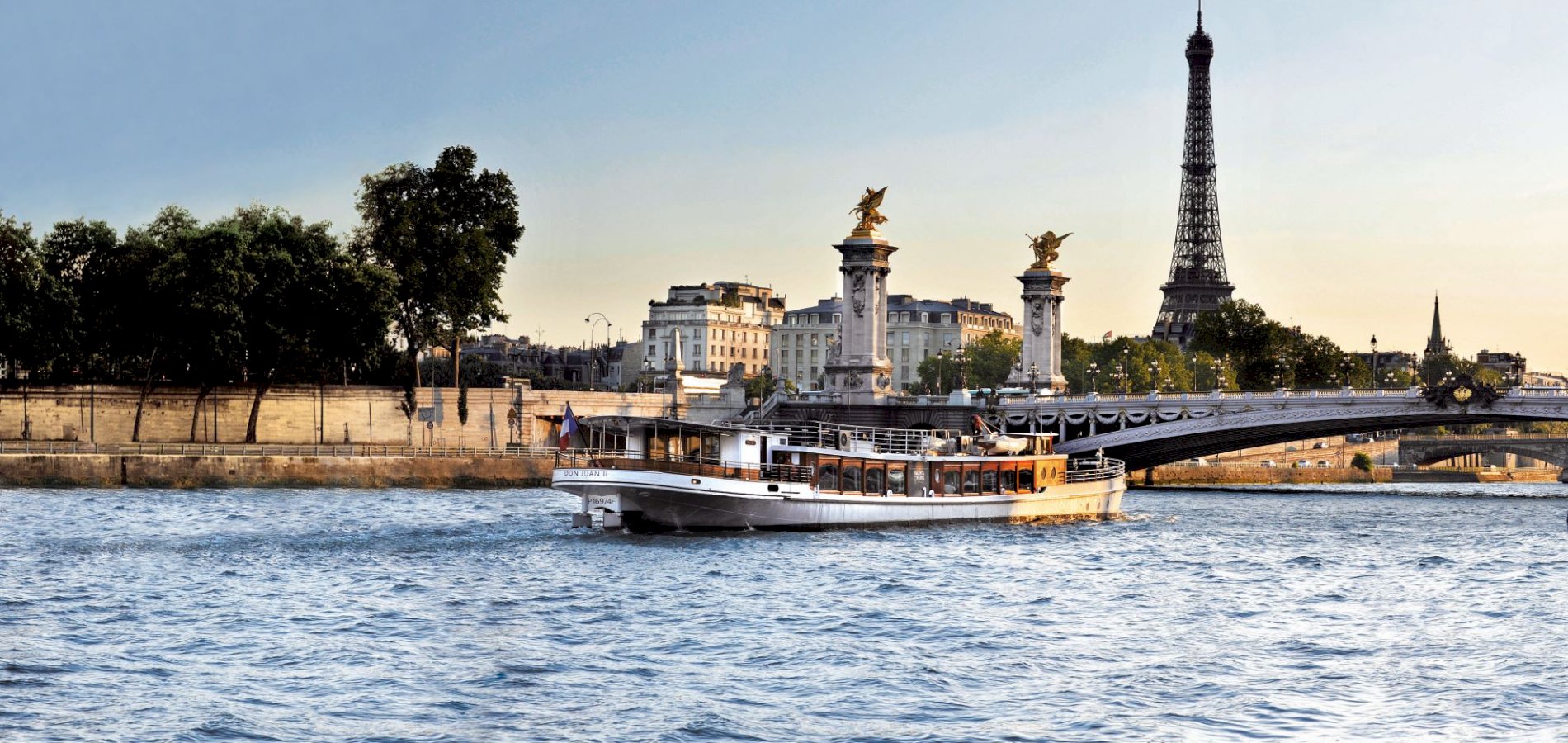 Ophorus Tours - Luxury Seine River Cruise & Fine Dining in Paris France 