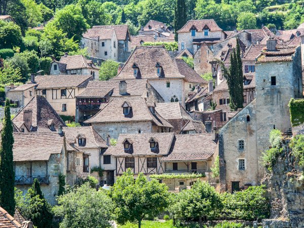 Ophorus Tours - Pech Merle Cave & Saint Cirq Lapopie Village Private Discovery