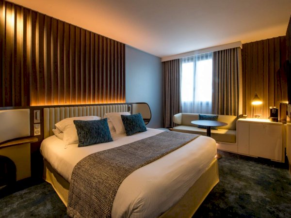 Ophorus Tours - Hotel de la Paix (or similar)