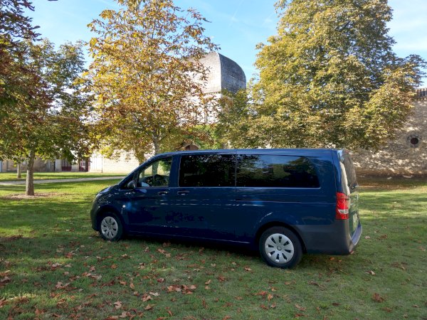 Ophorus Tours - Private Half-Day Loire Valley Castle Tour – Chambord for 2 persons