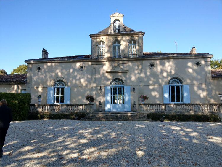 Ophorus Tours - Vineyards of Medoc: Wine Tour from Bordeaux to Le Verdon Cruise Port