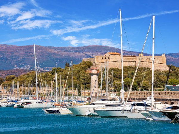 Ophorus Tours - From Villefranche sur Mer Cruise Port: Visit Antibes & Juan Les Pins private