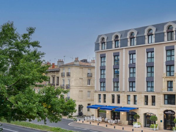 Ophorus Tours - Hotel Villa Lara (Bayeux) - Hotel Les Tresorières (Tours) - Hotel Burdigala (Bordeaux) - or similar