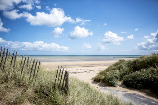 Ophorus Tours - 10-Day Small Group Normandy, Loire Valley & Bordeaux Package - 4* Hotel