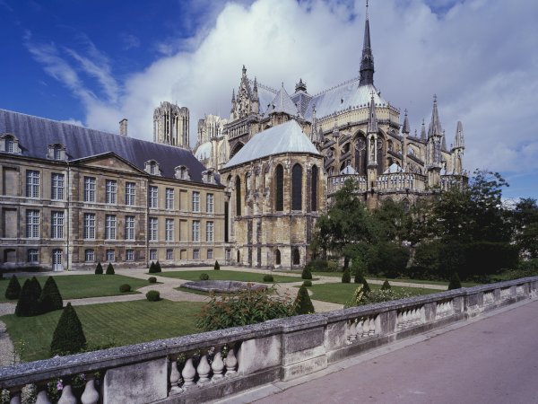 Ophorus Tours - 4-Day Private Champagne Package - Reims - 5* Hotel