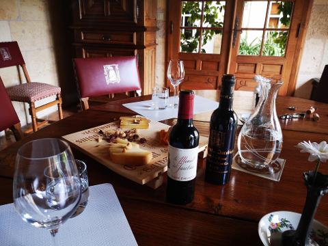 Ophorus Tours - Discover Saint-Émilion's Finest: Grand Cru Chateau, Gourmet Lunch & Monuments