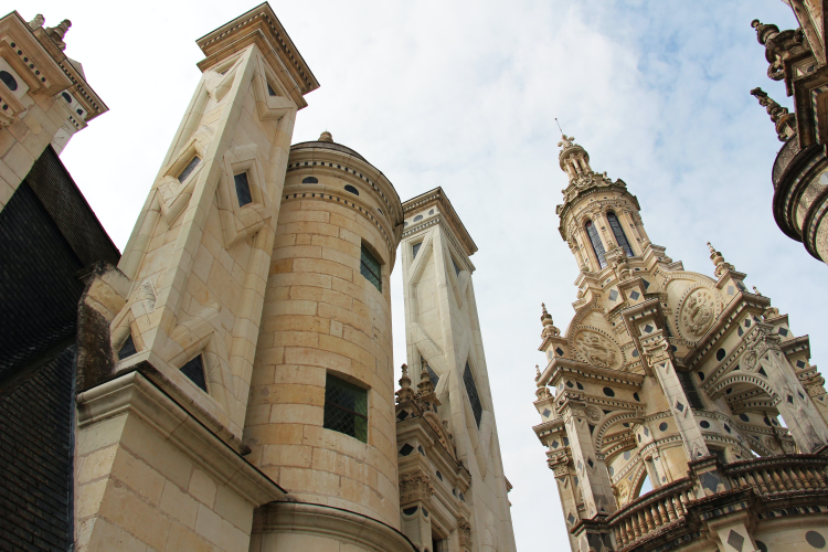 Ophorus Tours - Select Private Tour: Chambord Castle Visit with Exclusive Wine Tasting 