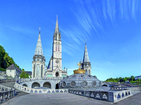 Ophorus Tours - Lourdes Guided Walking Tour Private
