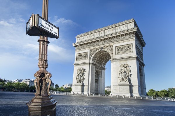 Ophorus Tours - Art & Adventure: Private Panoramic Tour of Paris & Tailored Louvre Visit