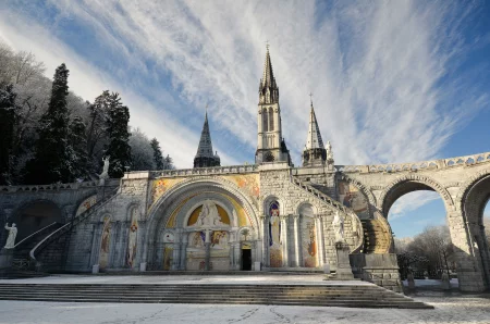 From Toulouse to Lourdes: Guided Small Group Day Tour