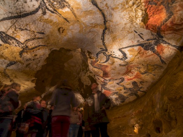 Ophorus Tours - 5-Day Private Dordogne Travel Package - 4* Hotel