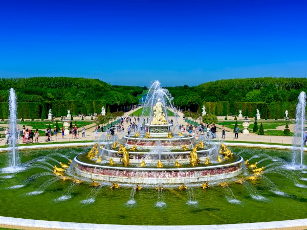 Ophorus Tours - Art & Opulence: Private Tour of Giverny & Versailles from Paris