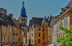 Ophorus Tours - From Paris to Sarlat la Canéda Private Transfer
