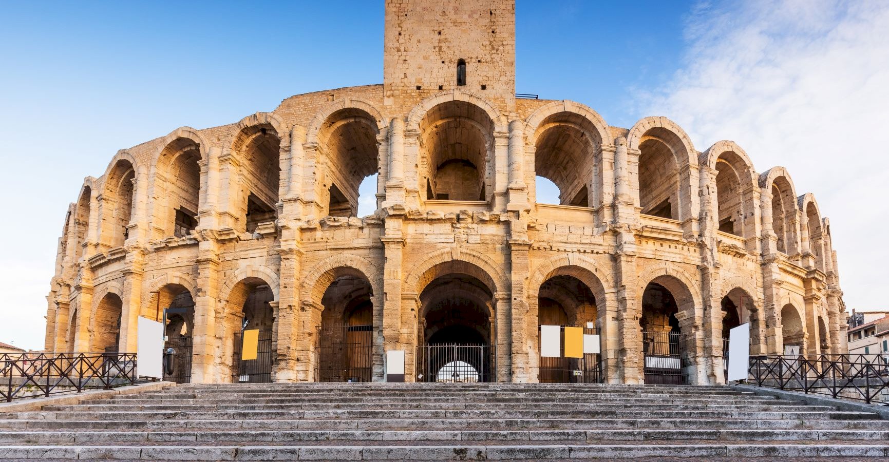 Ophorus Tours - History & Beauty: Arles & Les Baux Private Shore Trip from Marseille