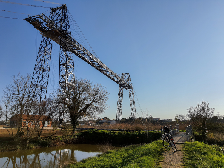 Ophorus Tours - La Rochelle Cruise Excursion to Chateau de la Roche Courbon