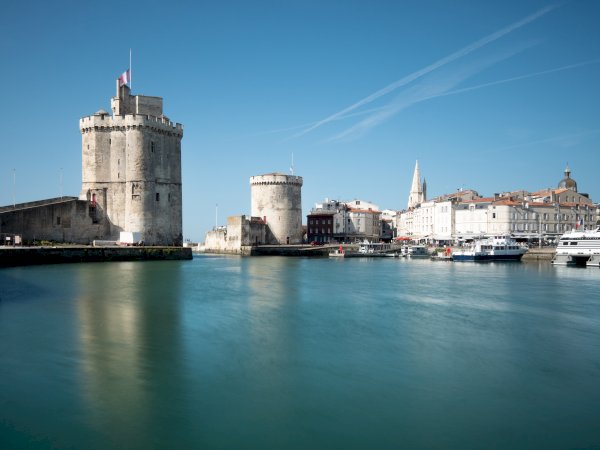 Ophorus Tours - La Rochelle Cruise Excursion to Chateau de la Roche Courbon