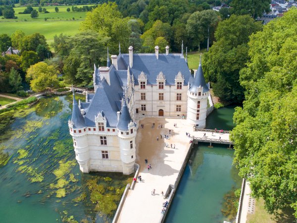 Ophorus Tours - Visit Azay-le-Rideau Castle: Guided Half-Day Tour from Tours