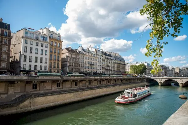 Eiffel Tower Visit By Elevator Including 2nd Floor and Summit Access and a Seine Cruise