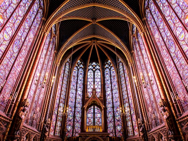 Ophorus Tours - Paris: Notre Dame Cathedral inside & Neighborhood Guided Tour