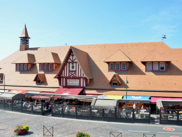 Ophorus Tours - Trouville, Deauville & Honfleur Day Trip – Private Le Havre Cruise Excursion
