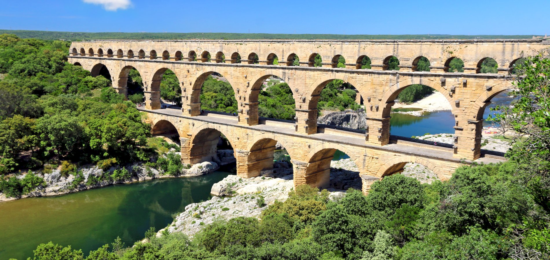 Ophorus Tours - Pont du Gard UNESCO Site – Avignon River Cruise Excursion