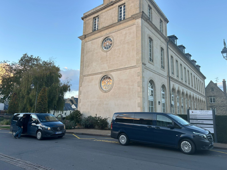 Ophorus Tours - Discover D-Day History on a Small Group Half-Day Tour from Bayeux
