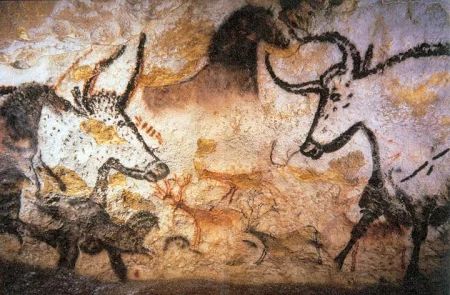 Journey into Prehistory: Les Eyzies Museum & Lascaux IV Parietal Center
